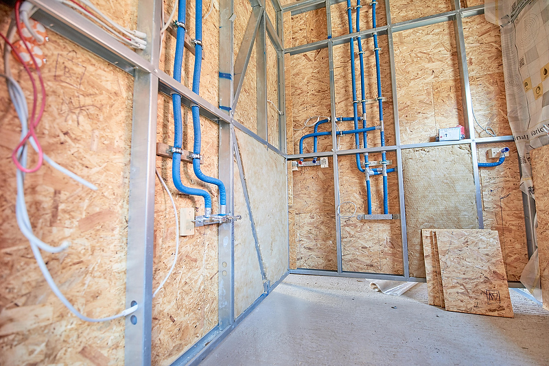 Stahlleichtbau Innenausbau — Sanitärinstallation